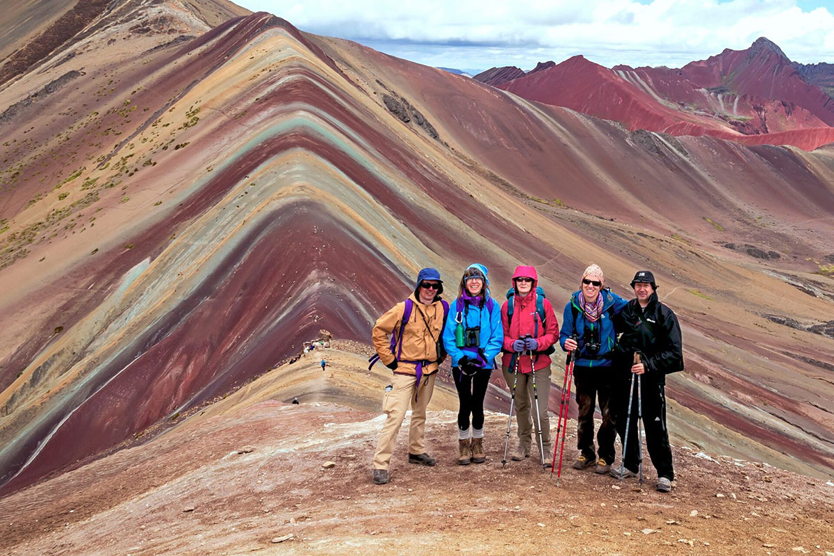 rainbow mountain ausangate peru